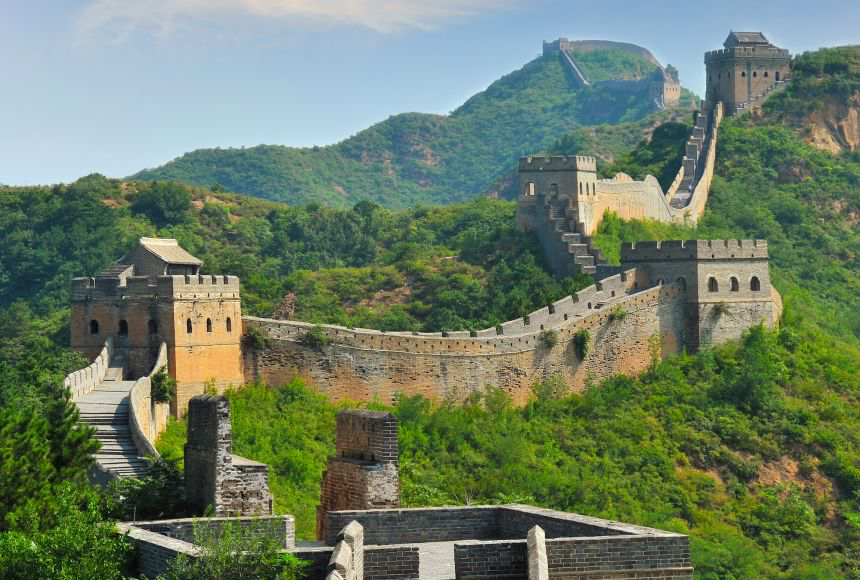 China extends visa-free entry for 11 European countries until the end of 2025