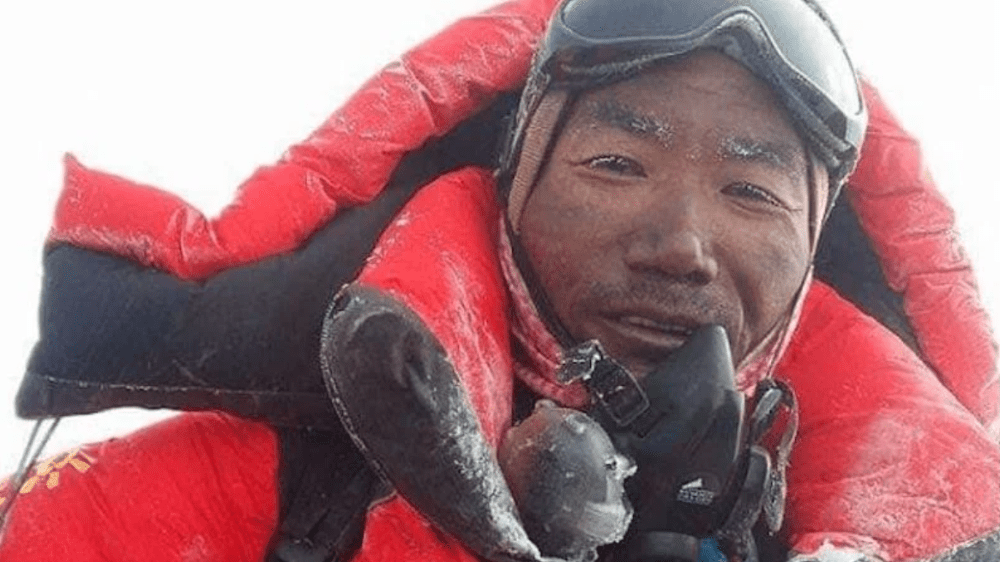 Climbers To Summit Mt Everest - Kami Rita Sherpa