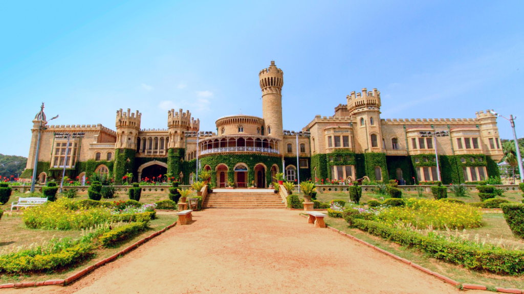 These Beautiful Palaces in Karnataka